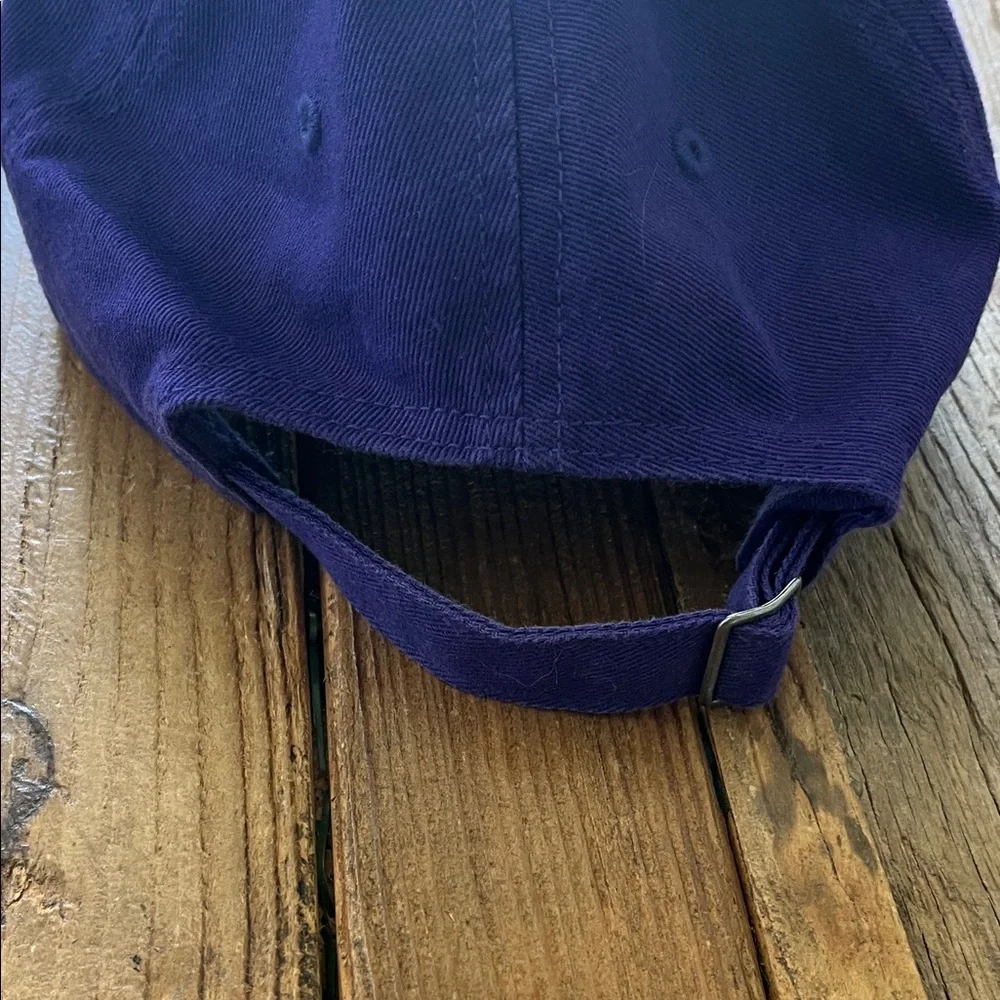 Under Armour Gray and Purple James Madison Dukes shirt and hat - Picture 7 of 9